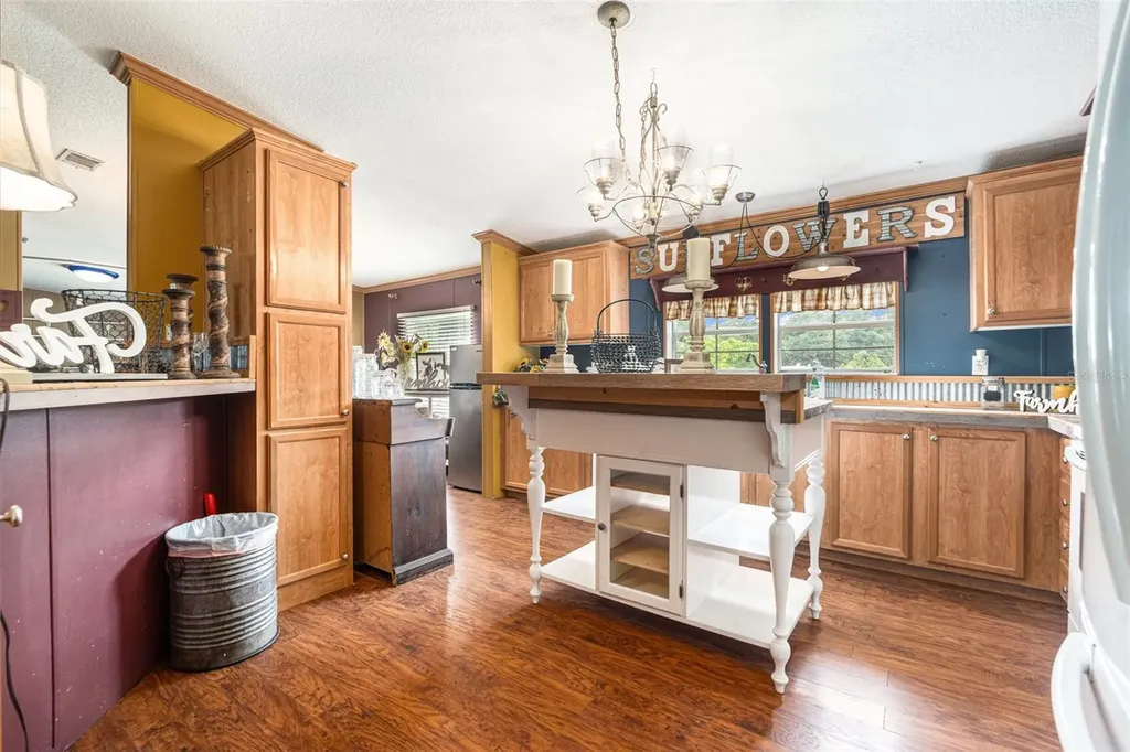 3308 Eric James Court Lithia FL 33547