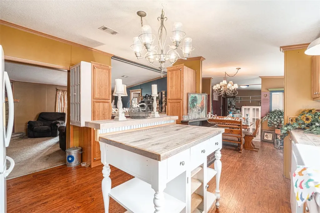 3308 Eric James Court Lithia FL 33547