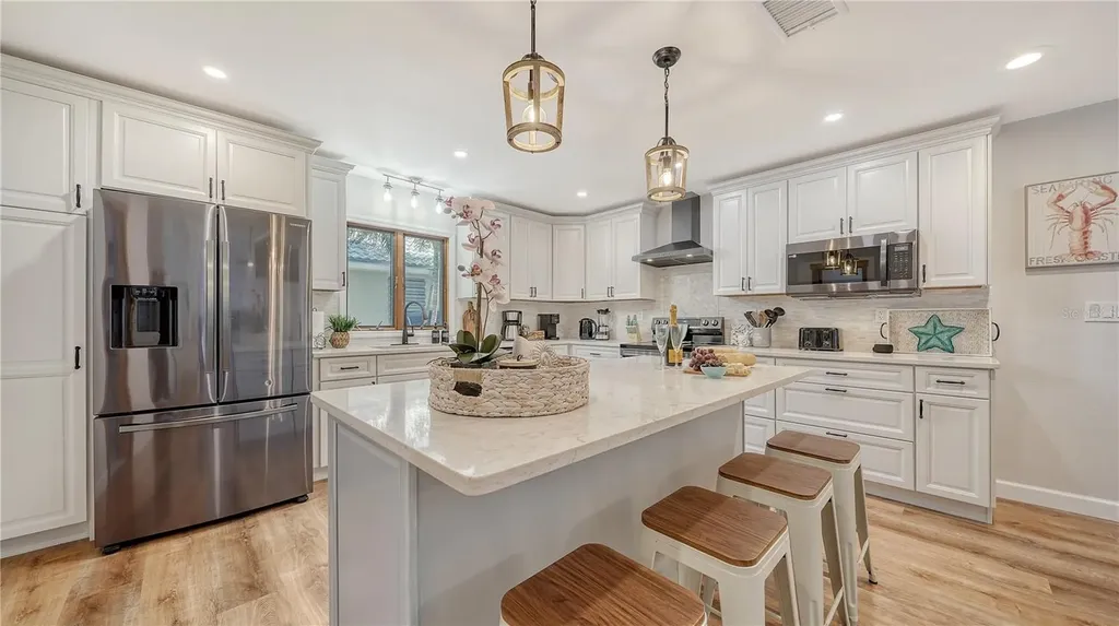 3912 99th Street W Bradenton FL 34210