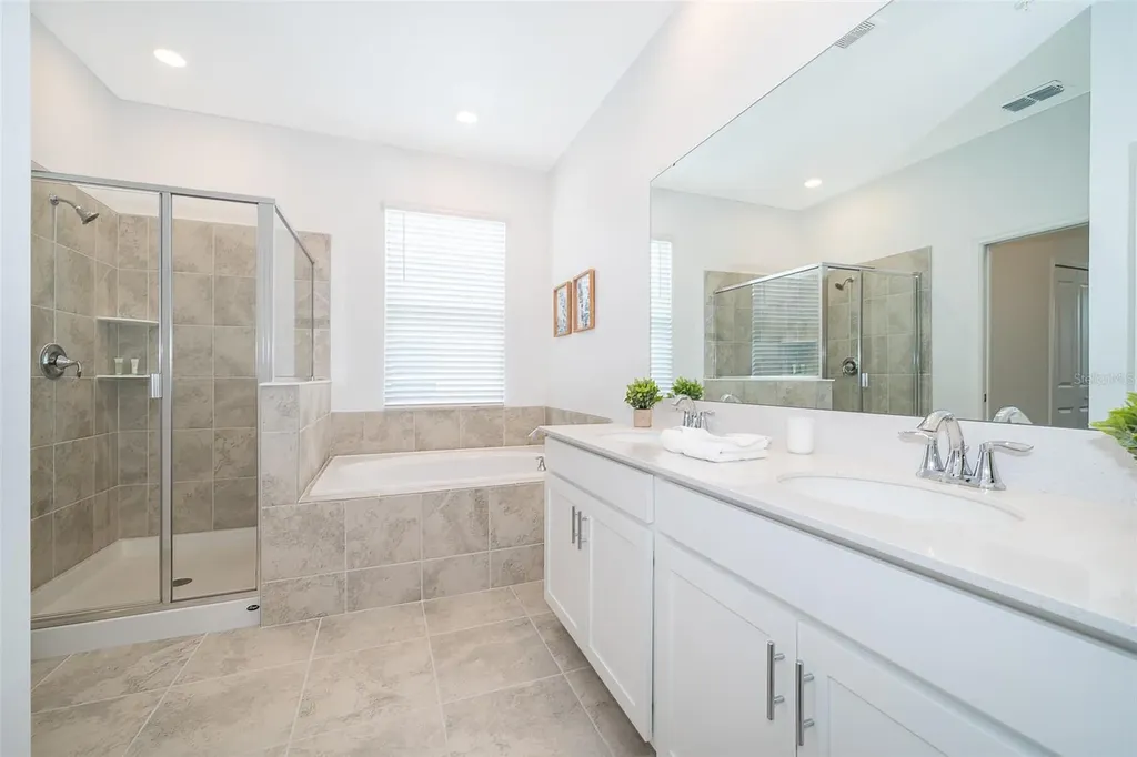 8861 Cabot Cliffs Drive Davenport FL 33896