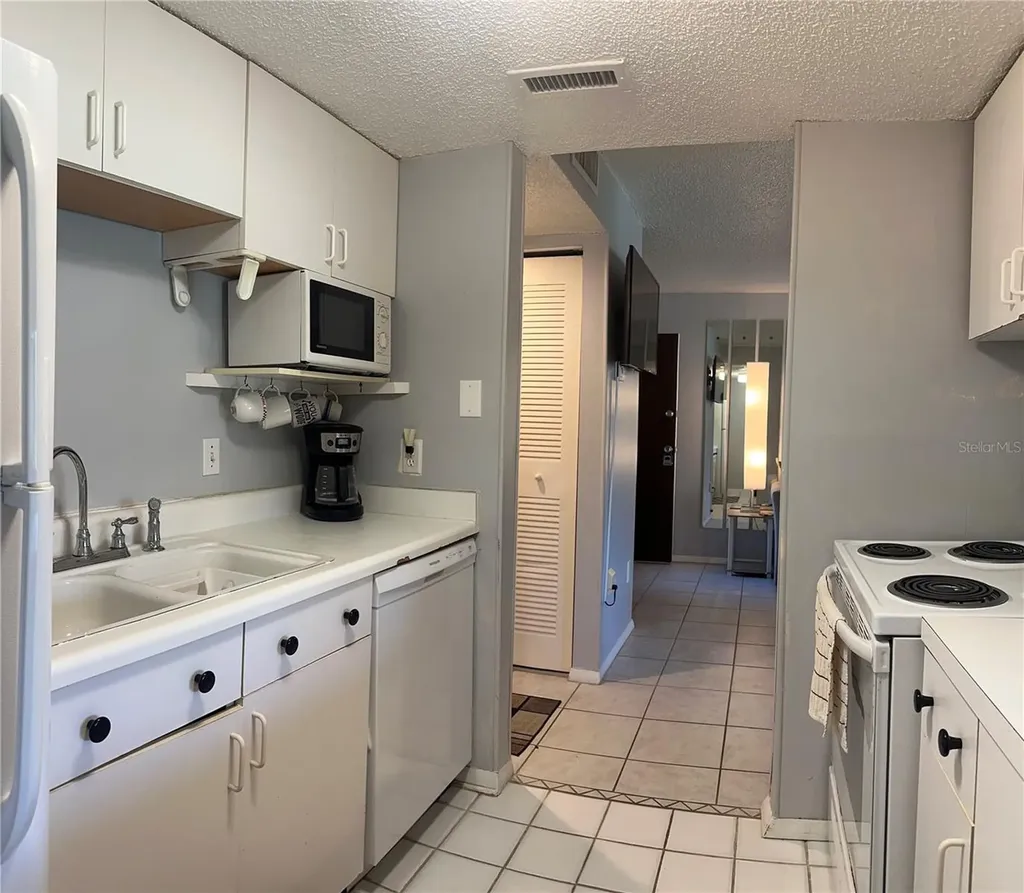 4215 E Bay Drive Clearwater FL 33764