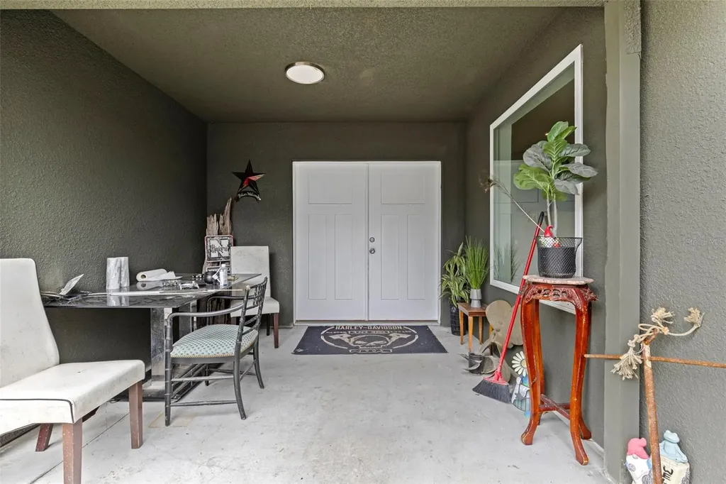649 16th Street NW Largo FL 33770