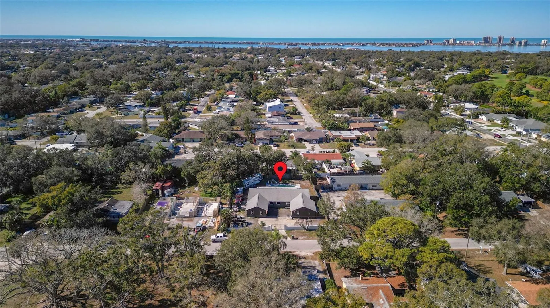 649 16th Street NW Largo FL 33770