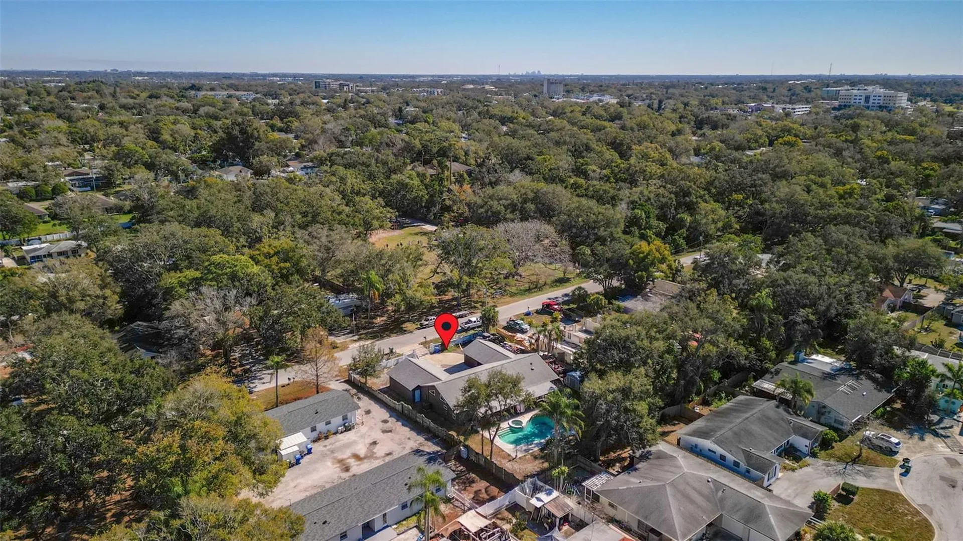 649 16th Street NW Largo FL 33770