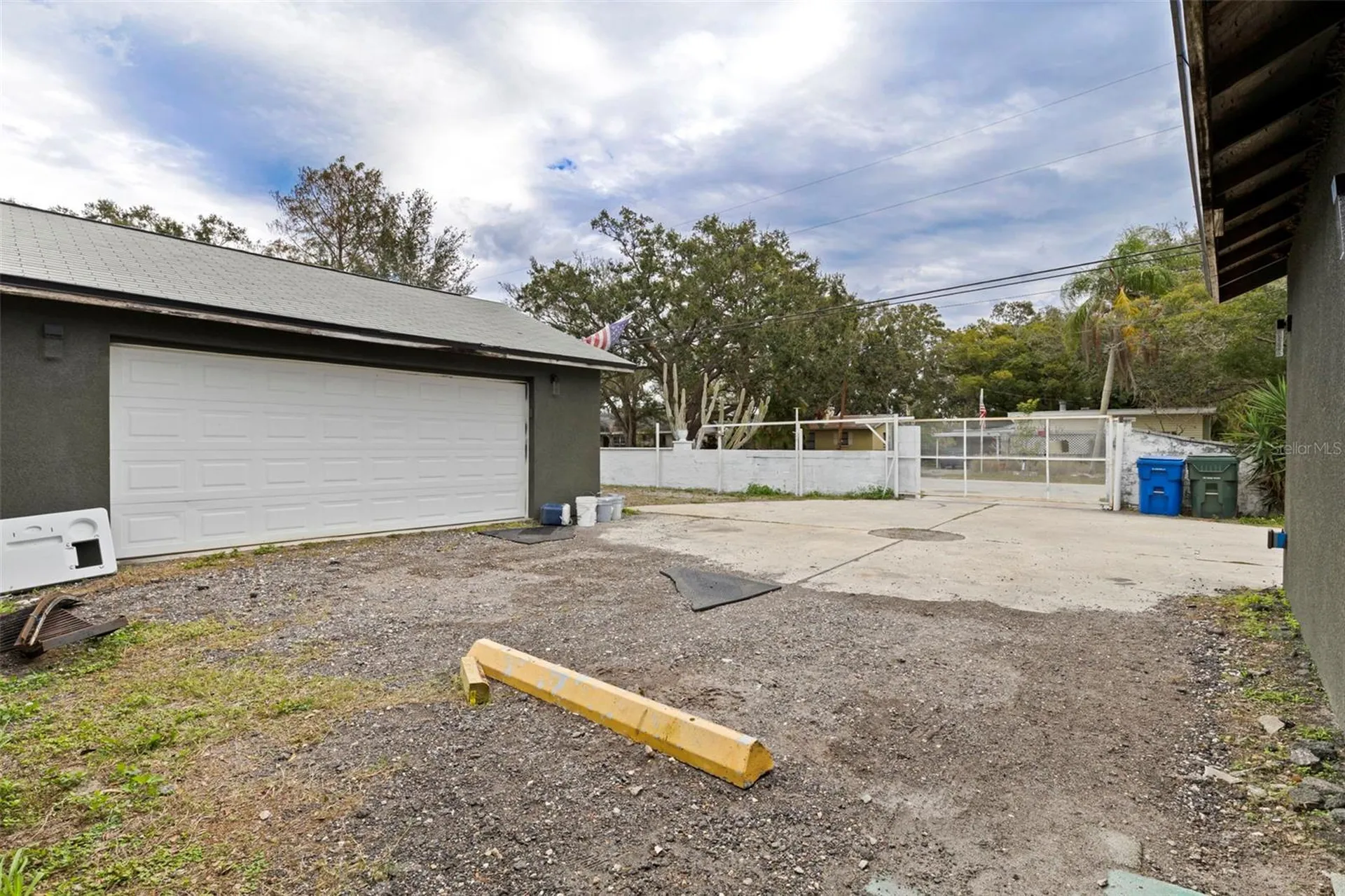 649 16th Street NW Largo FL 33770