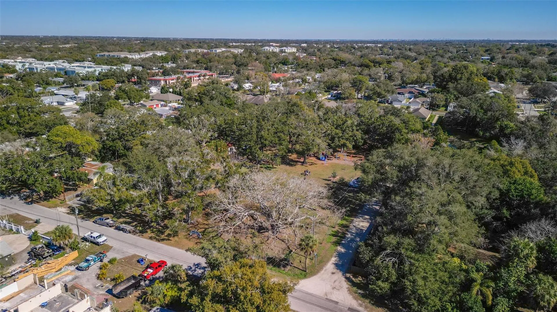 649 16th Street NW Largo FL 33770