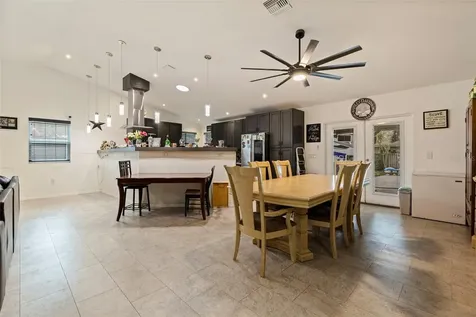 649 16th Street NW Largo FL 33770