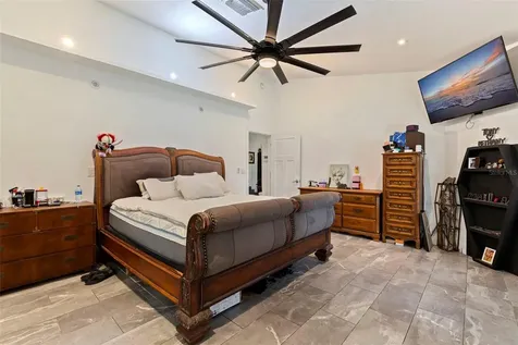 649 16th Street NW Largo FL 33770