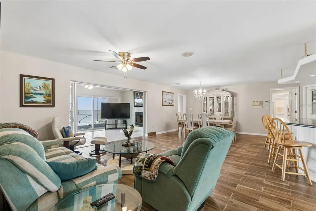 300 Driftwood Drive W Palm Harbor FL 34683