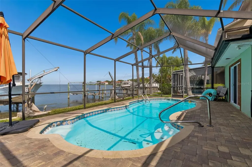 300 Driftwood Drive W Palm Harbor FL 34683