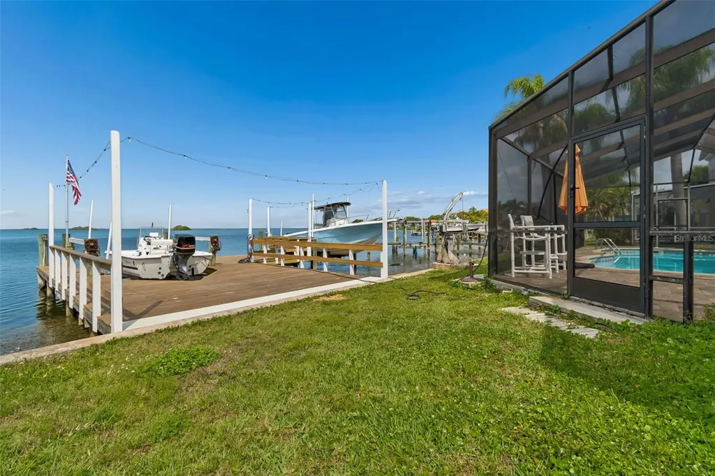 300 Driftwood Drive W Palm Harbor FL 34683