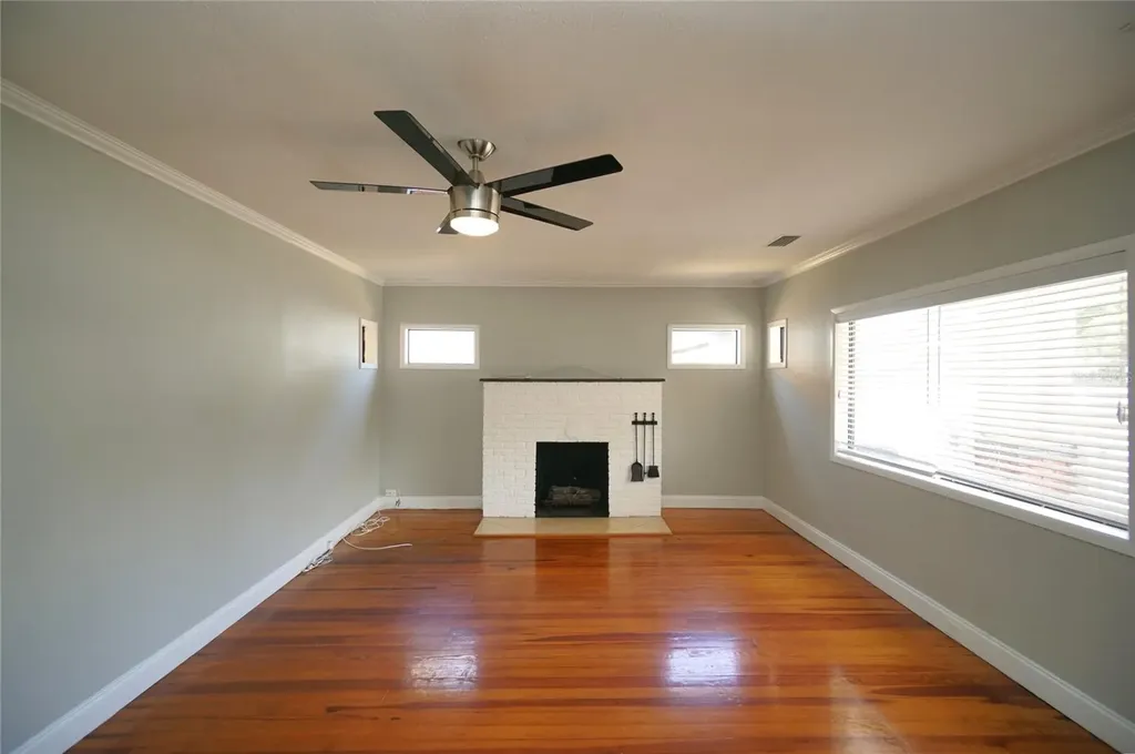916 E 25th Avenue Tampa FL 33605