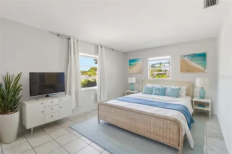 304 Lantana Avenue Sarasota FL 34243