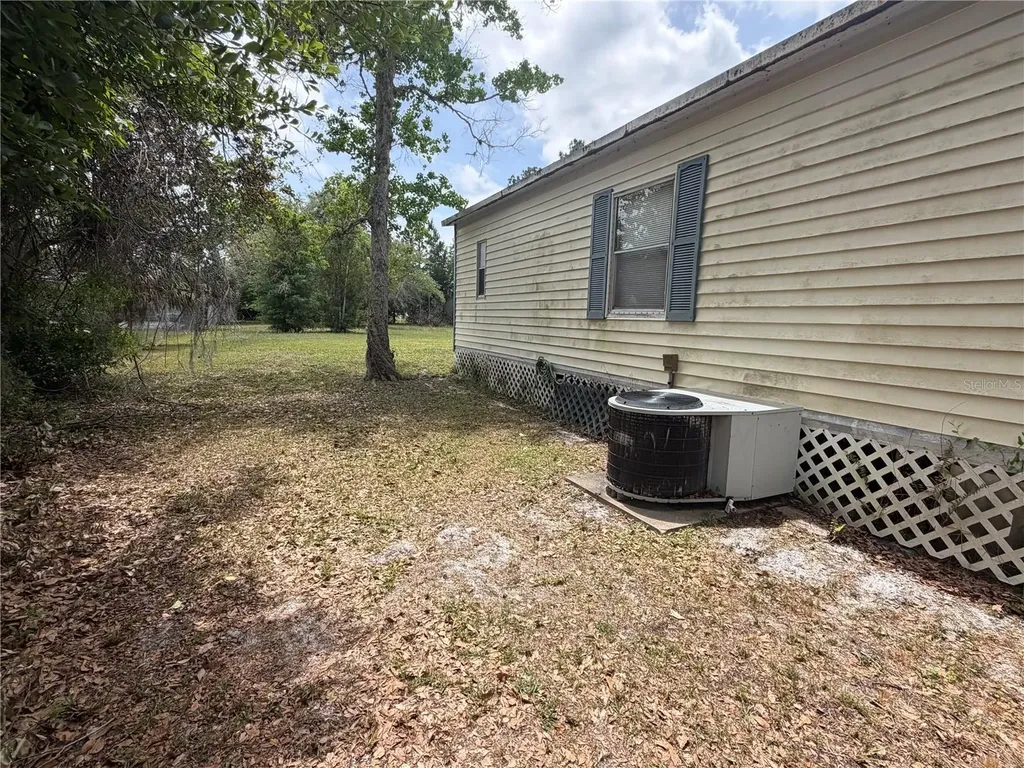 24138 Panther Road Astor FL 32102