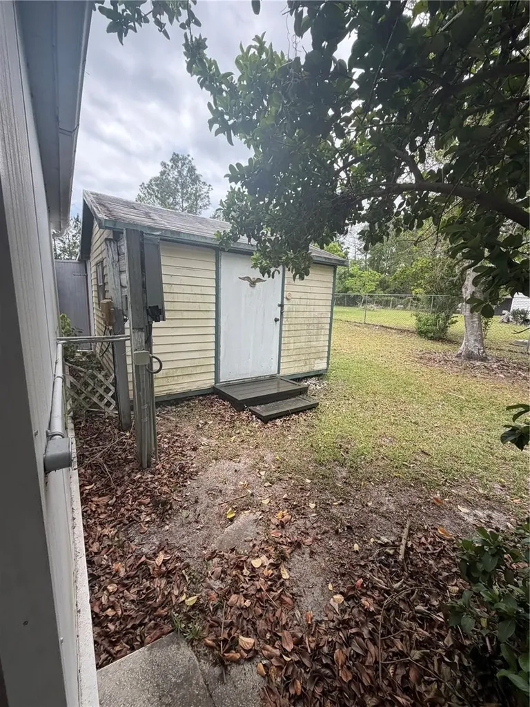 24138 Panther Road Astor FL 32102