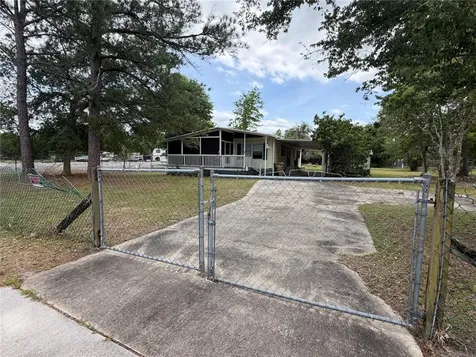 24138 Panther Road Astor FL 32102