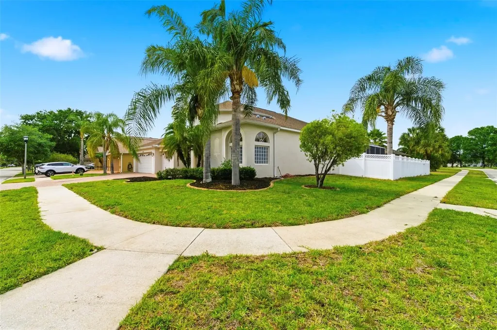20929 Siena Lake Road Land O Lakes FL 34638