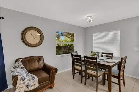 2757 Feiffer Circle Sarasota FL 34235
