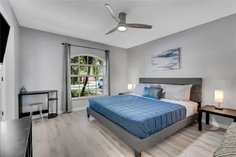 2757 Feiffer Circle Sarasota FL 34235