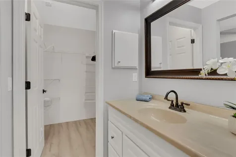 2757 Feiffer Circle Sarasota FL 34235