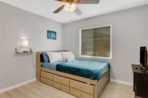 2757 Feiffer Circle Sarasota FL 34235