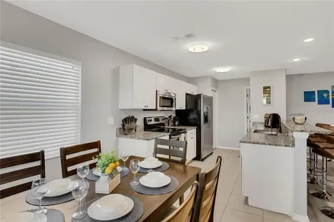 2757 Feiffer Circle Sarasota FL 34235