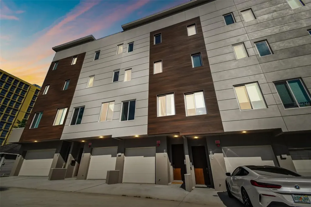 370 6th Street S St Petersburg FL 33701