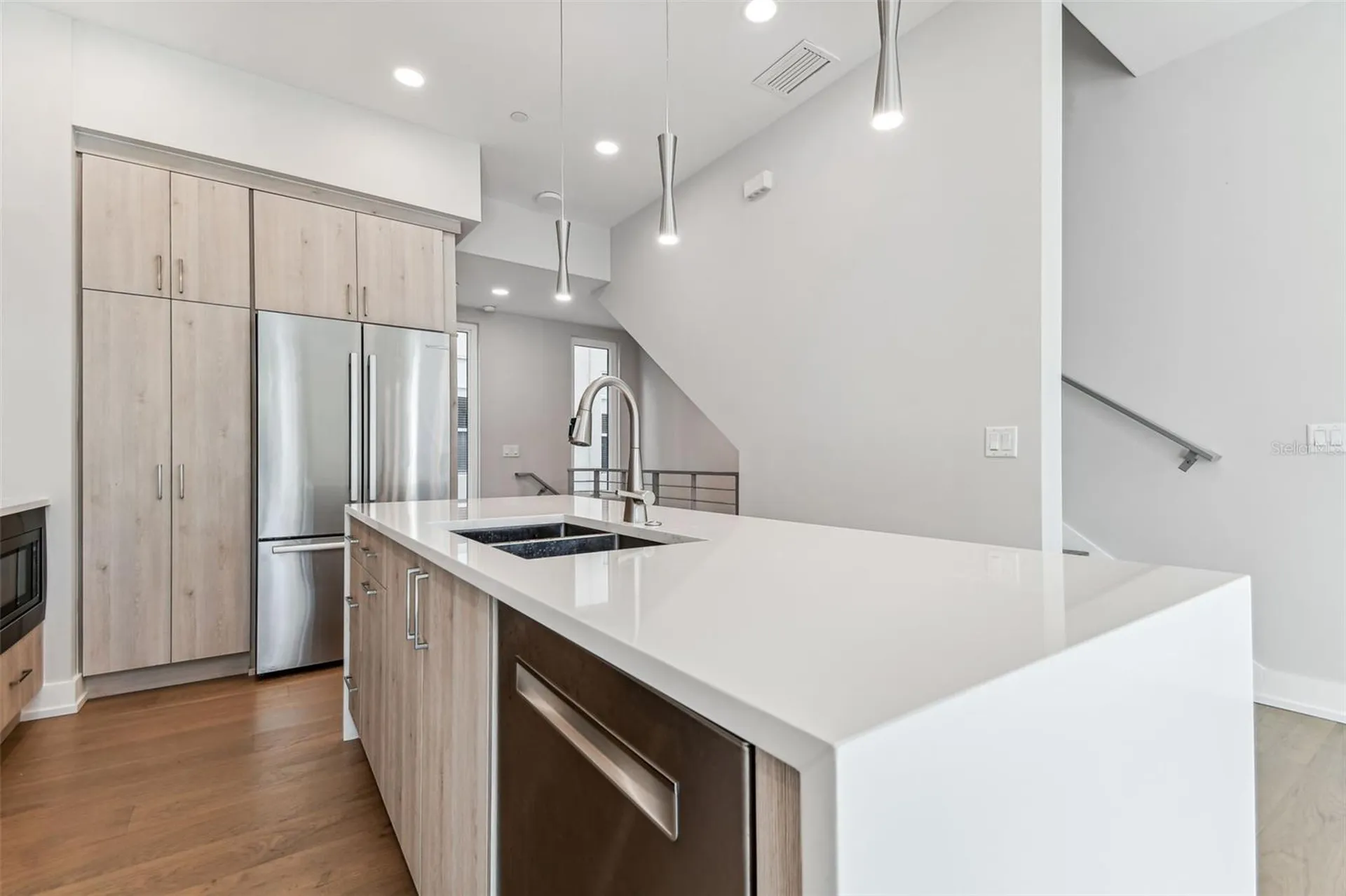 370 6th Street S St Petersburg FL 33701