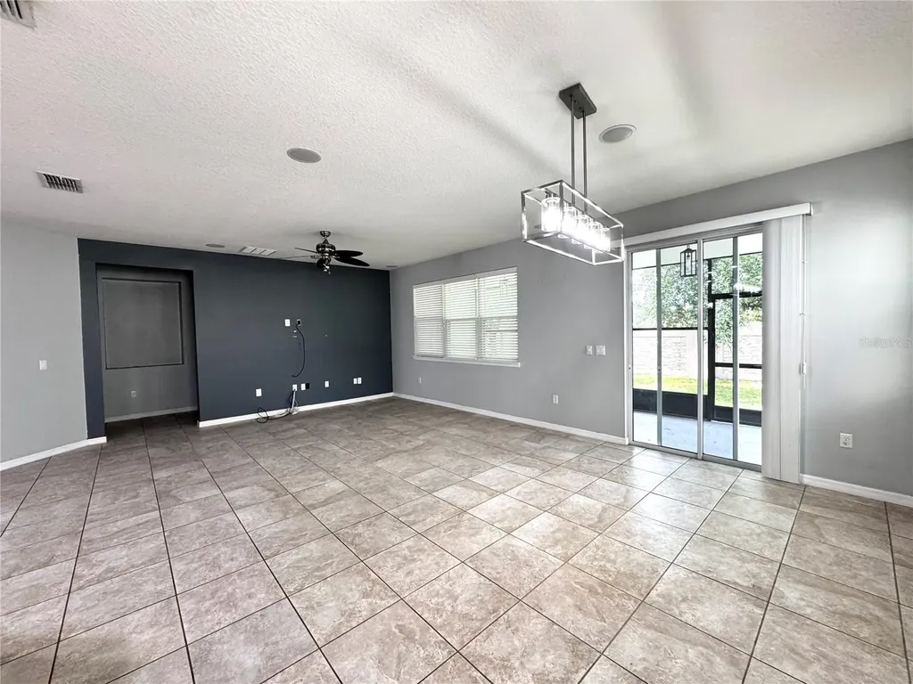 11860 Thatcher Avenue Orlando FL 32836