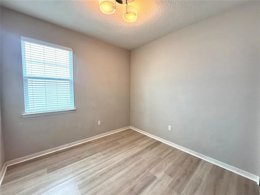 11860 Thatcher Avenue Orlando FL 32836