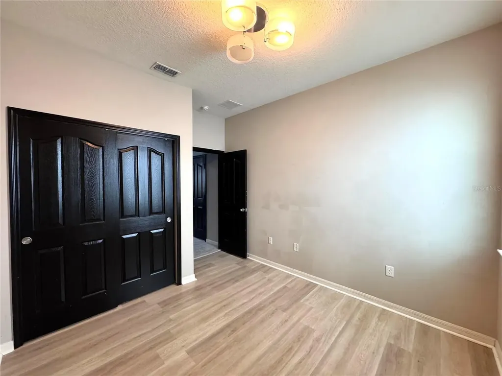 11860 Thatcher Avenue Orlando FL 32836