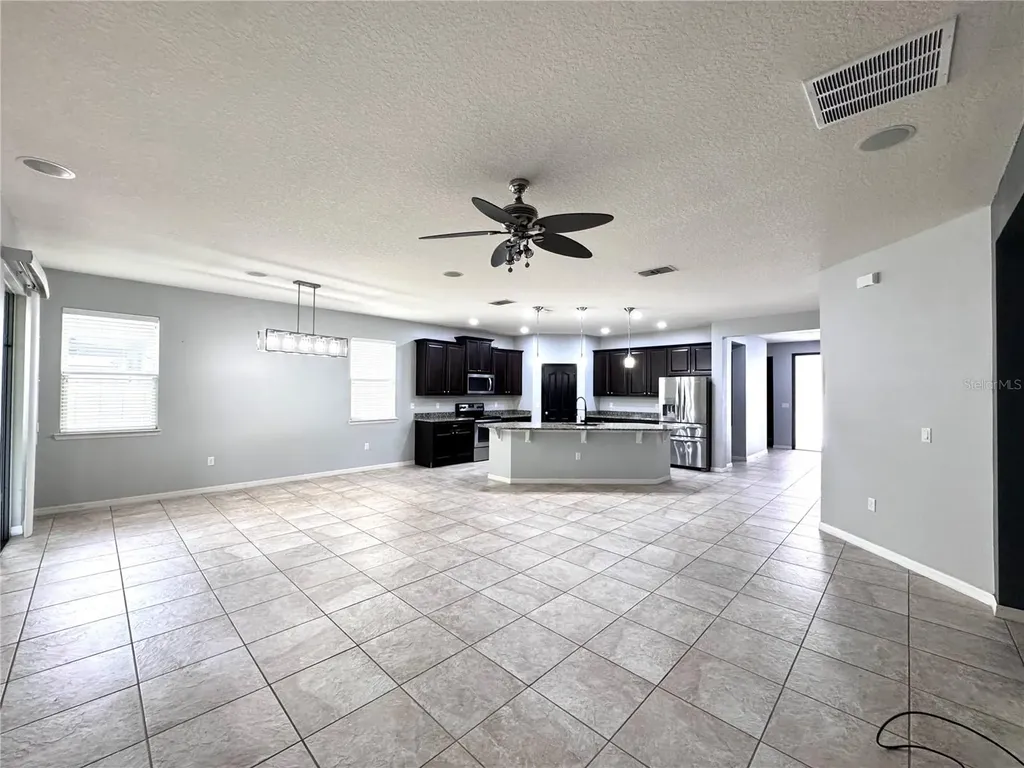 11860 Thatcher Avenue Orlando FL 32836