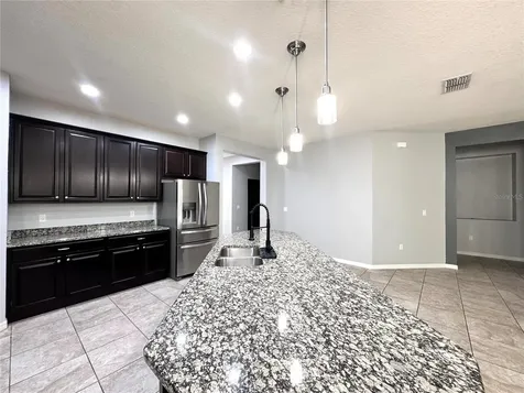 11860 Thatcher Avenue Orlando FL 32836