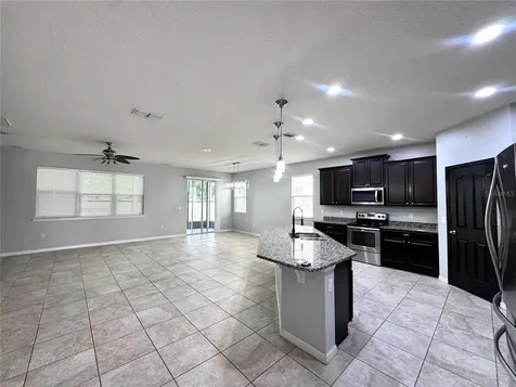 11860 Thatcher Avenue Orlando FL 32836