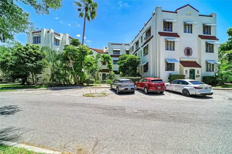 210 N 17th Street W Bradenton FL 34205