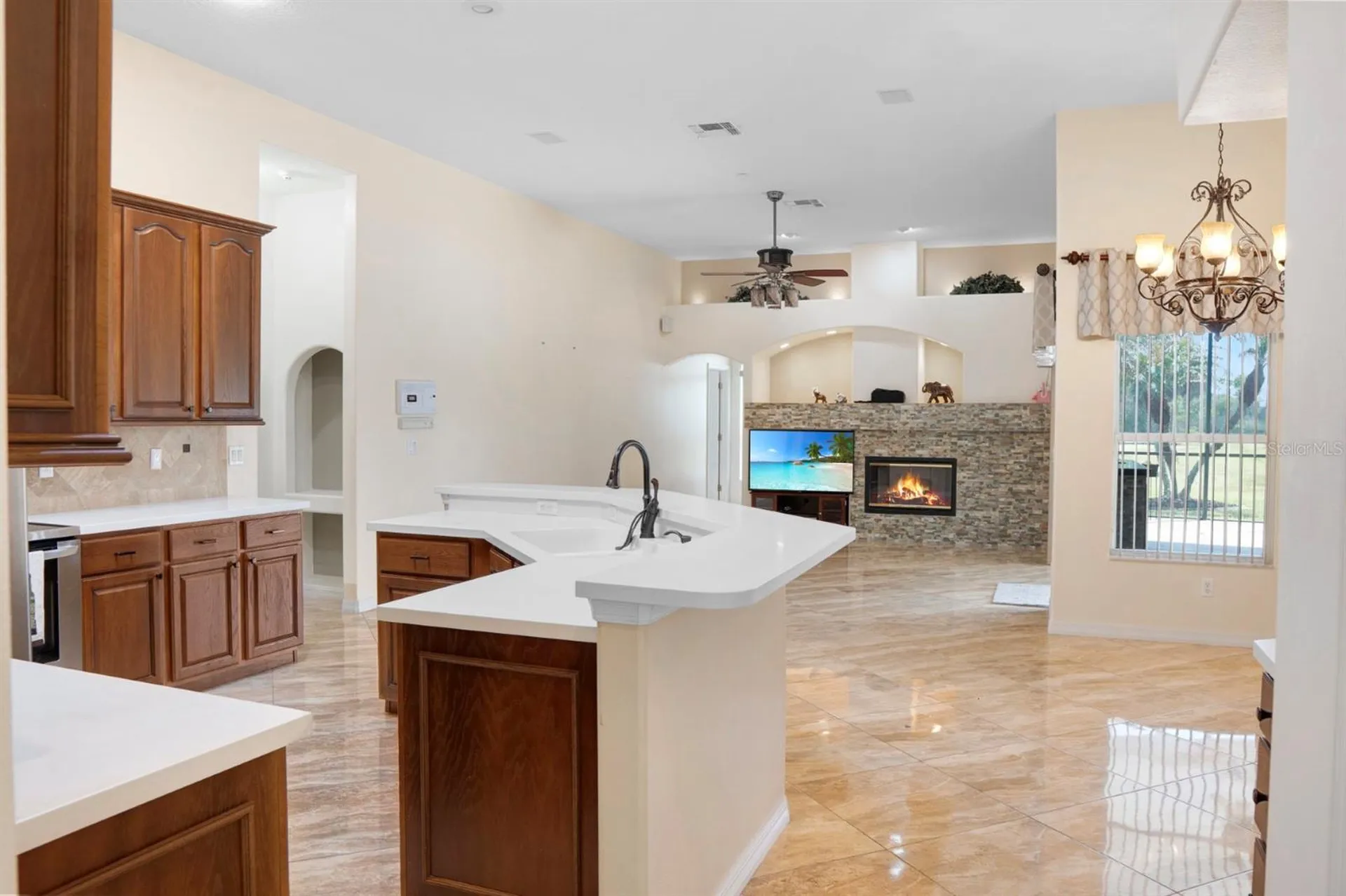215 Strathmore Circle Kissimmee FL 34744