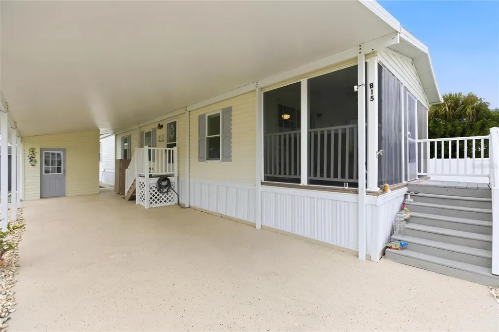 15 N Cardinal Punta Gorda FL 33950