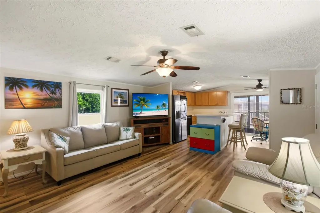 15 N Cardinal Punta Gorda FL 33950