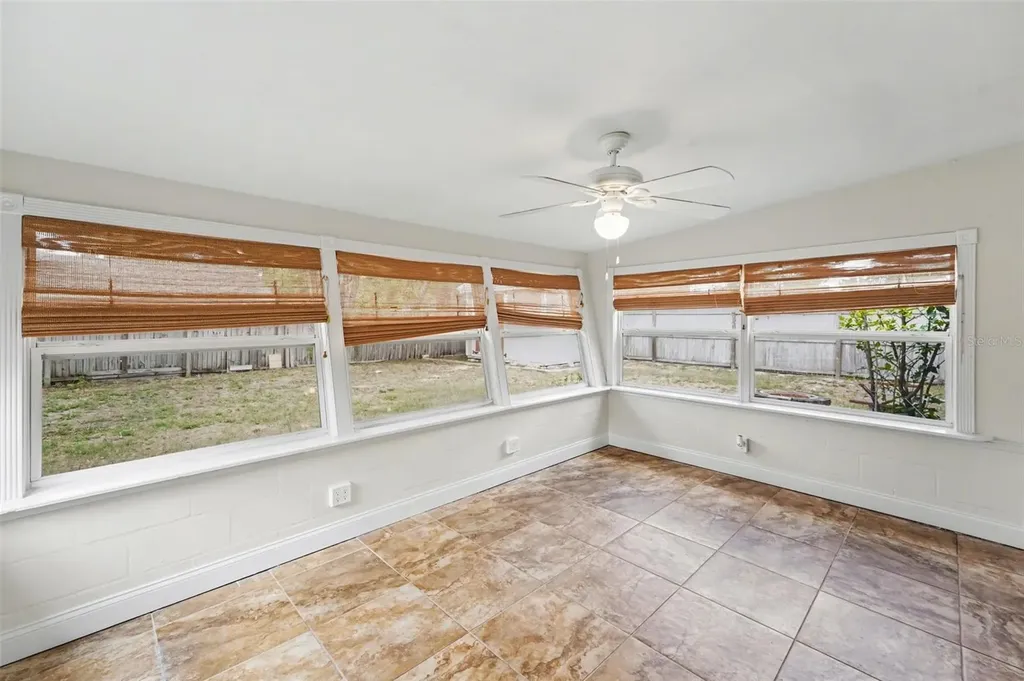 5529 57th Avenue N St Petersburg FL 33709