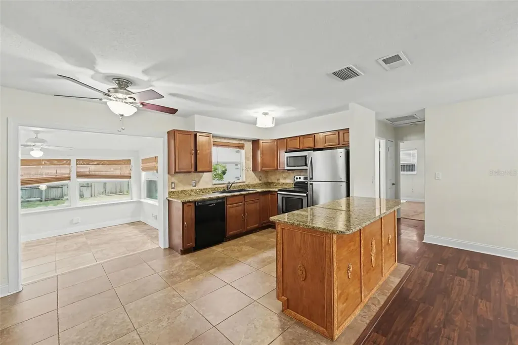 5529 57th Avenue N St Petersburg FL 33709