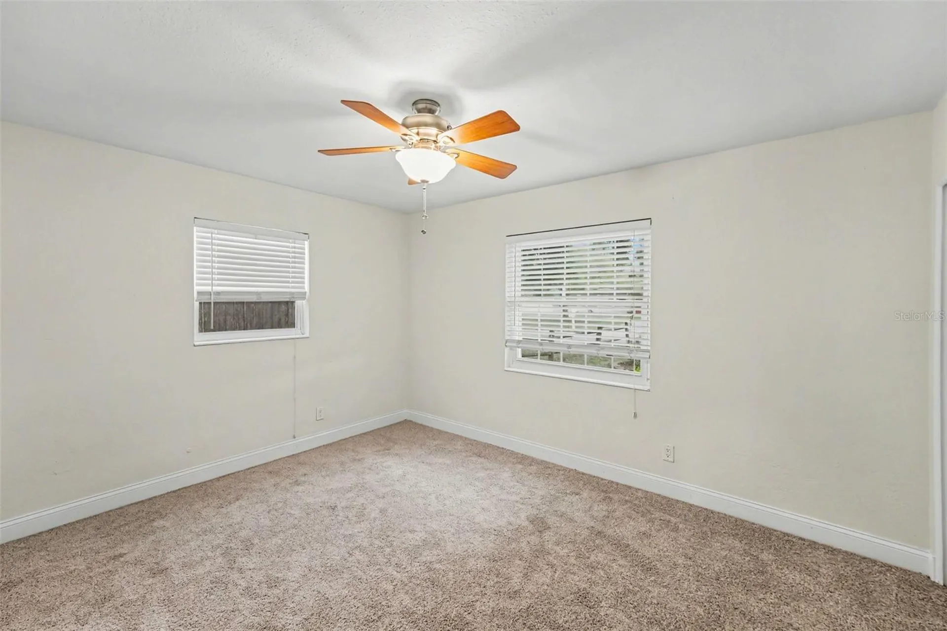 5529 57th Avenue N St Petersburg FL 33709