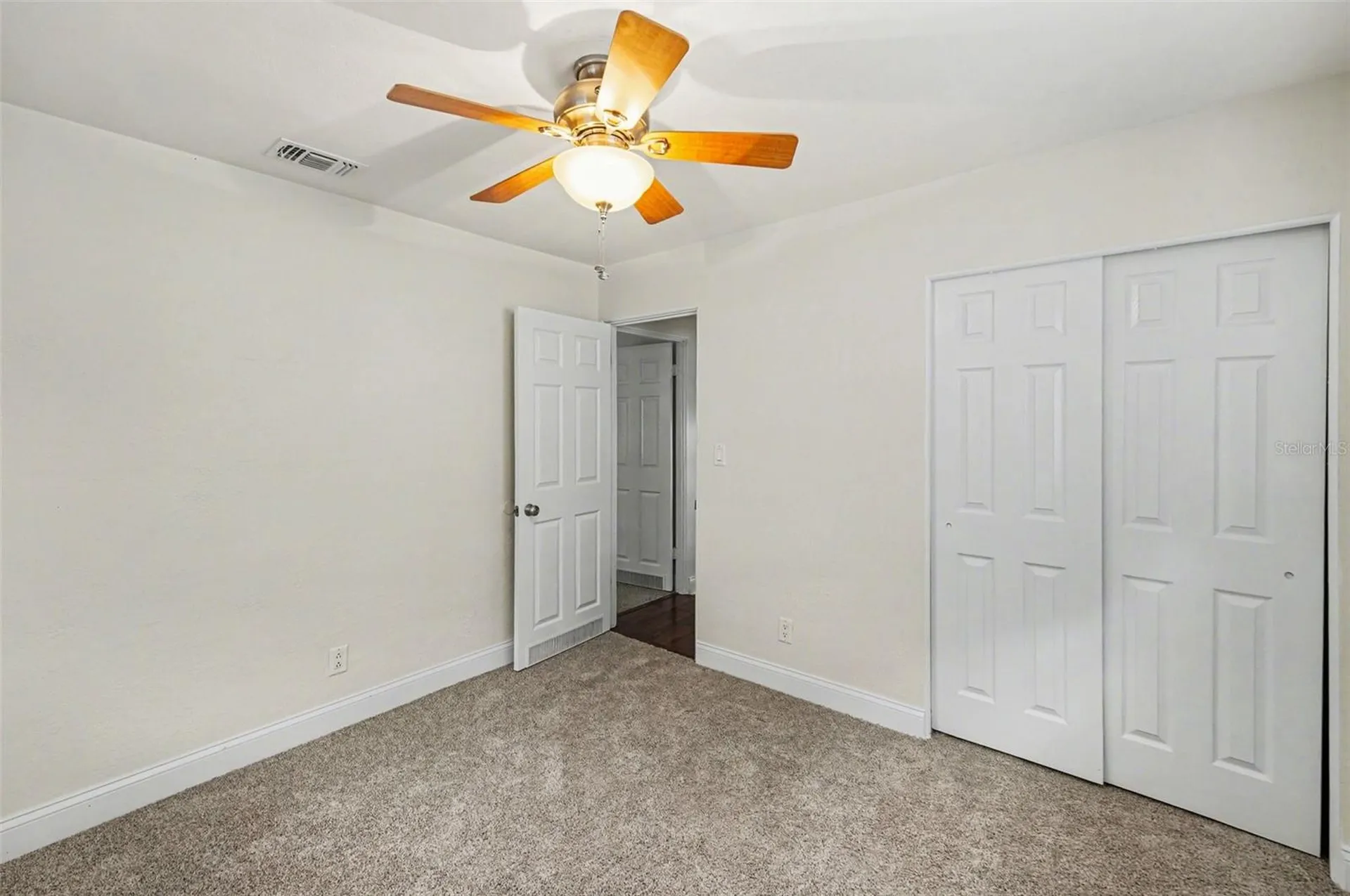 5529 57th Avenue N St Petersburg FL 33709
