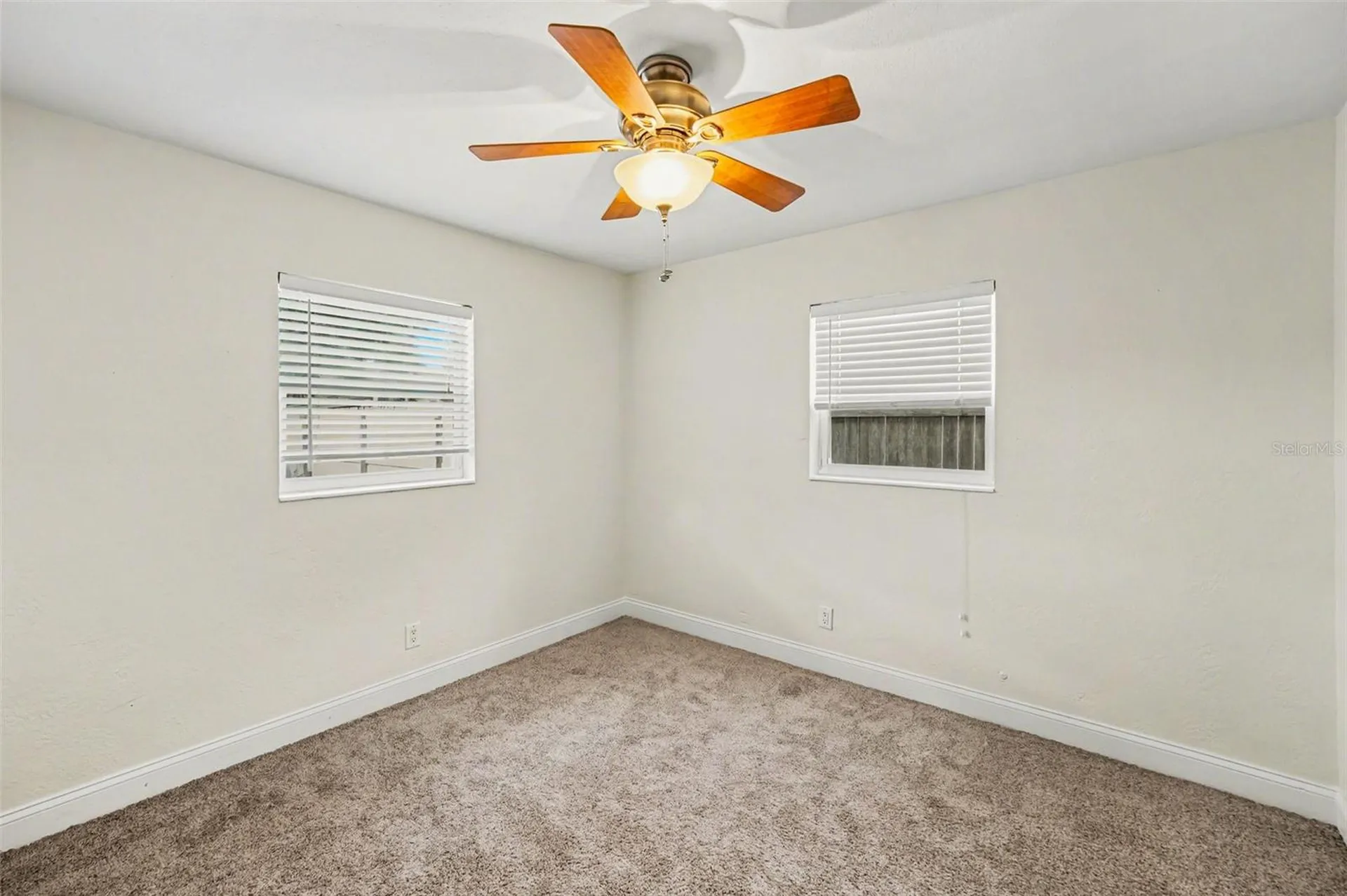 5529 57th Avenue N St Petersburg FL 33709