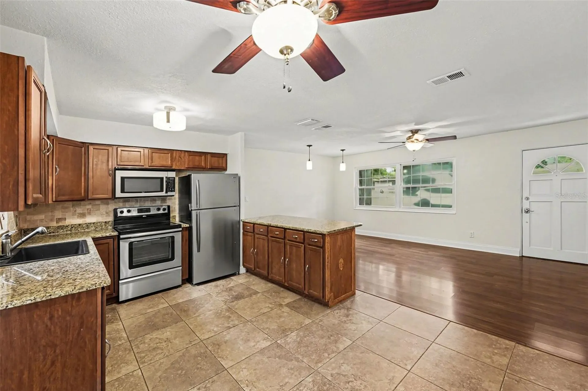 5529 57th Avenue N St Petersburg FL 33709
