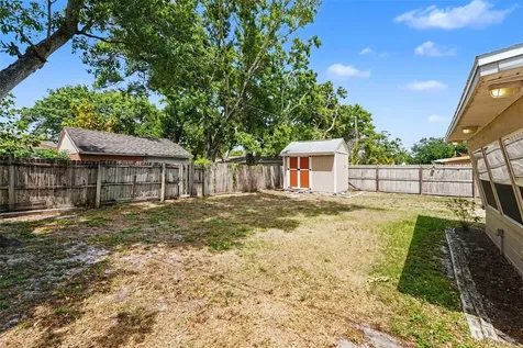 5529 57th Avenue N St Petersburg FL 33709