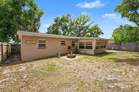 5529 57th Avenue N St Petersburg FL 33709
