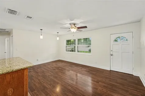 5529 57th Avenue N St Petersburg FL 33709