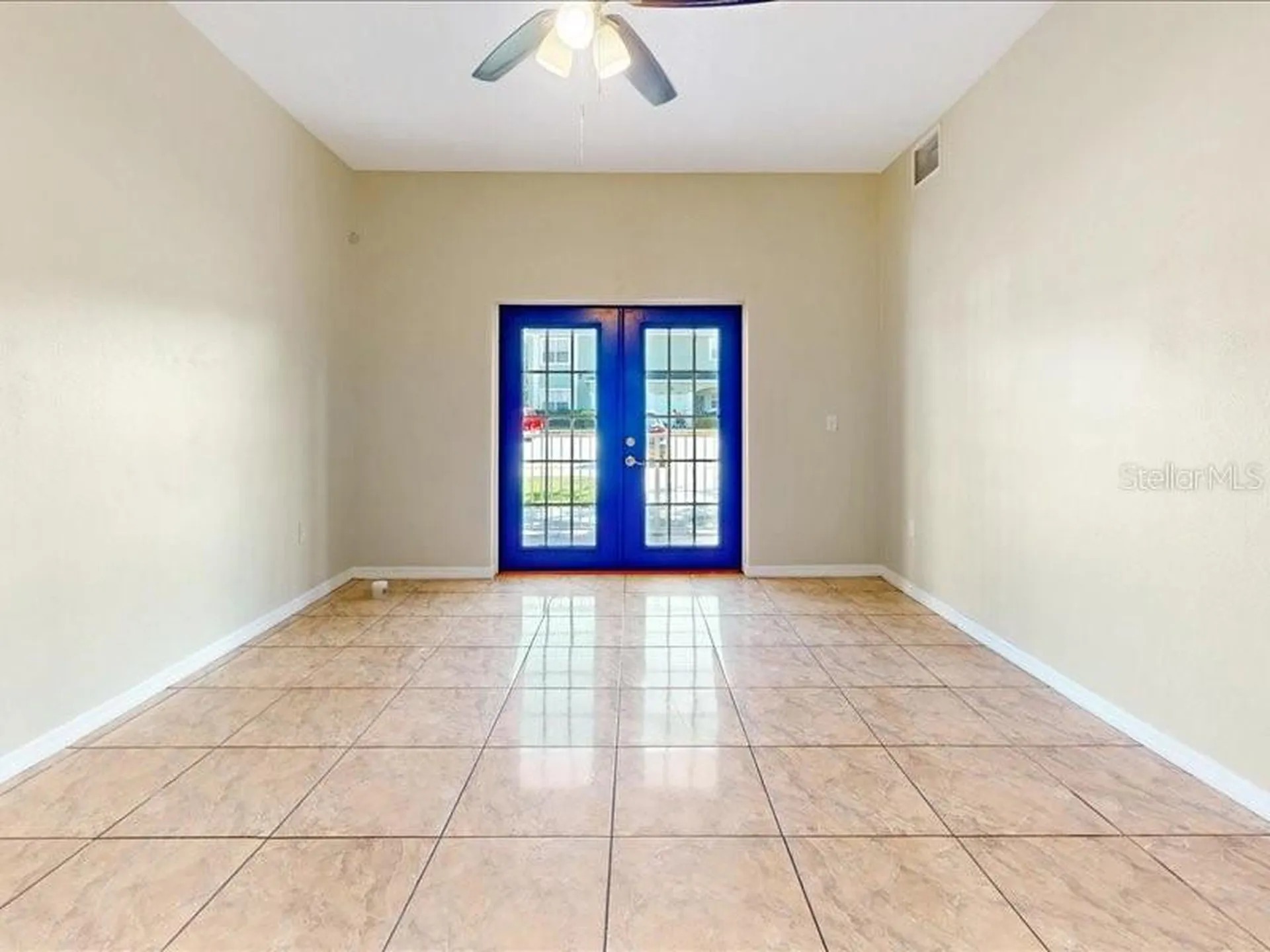 206 Majors Lane Kissimmee FL 34743