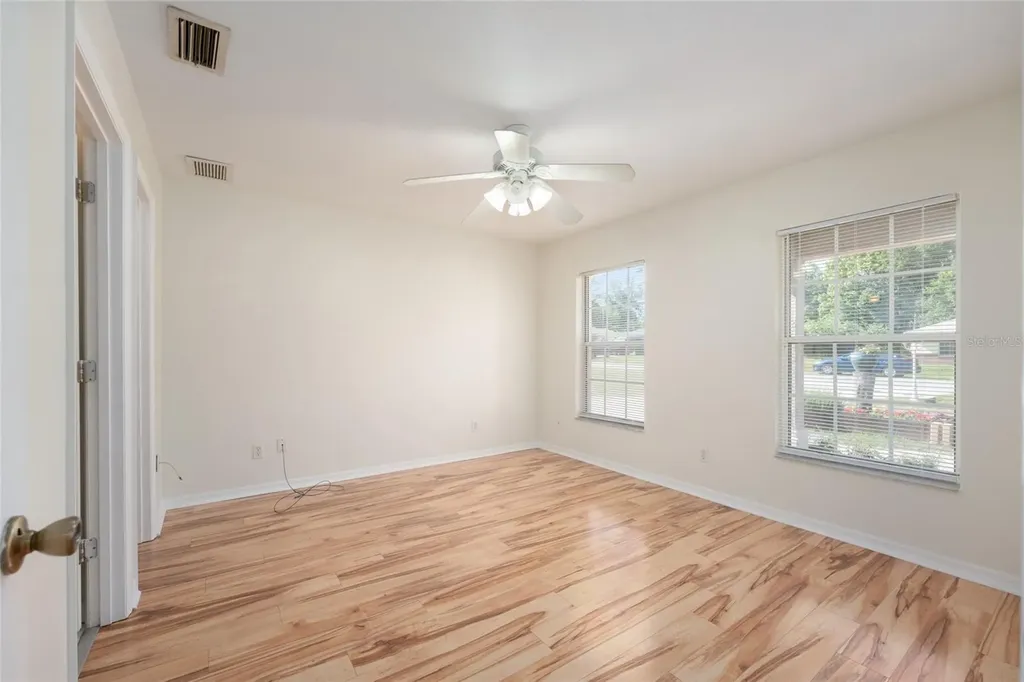 1868 NE 127th Place Anthony FL 32617