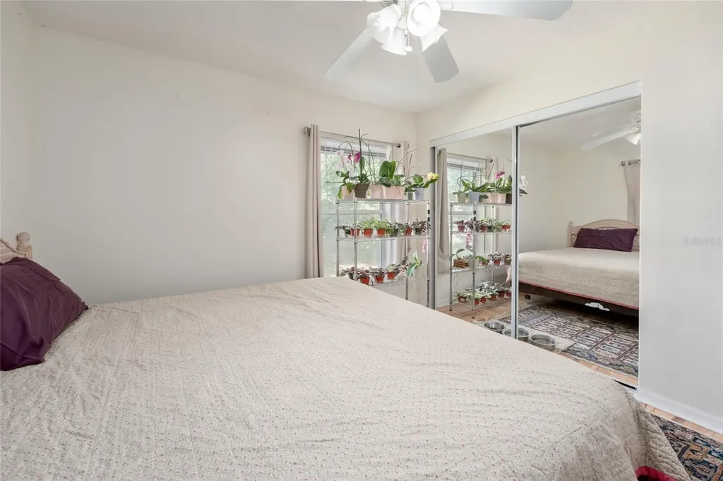 1868 NE 127th Place Anthony FL 32617